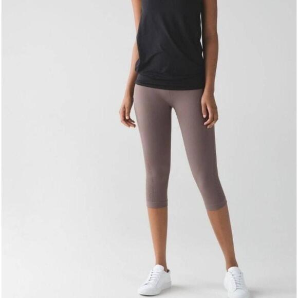 Lululemon Flow Go Crop Cocoa High Rise Seamless Yoga Leggings Size 6 - Picture 1 of 10